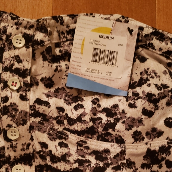 Fitted patterned dress - Picture 3 of 3